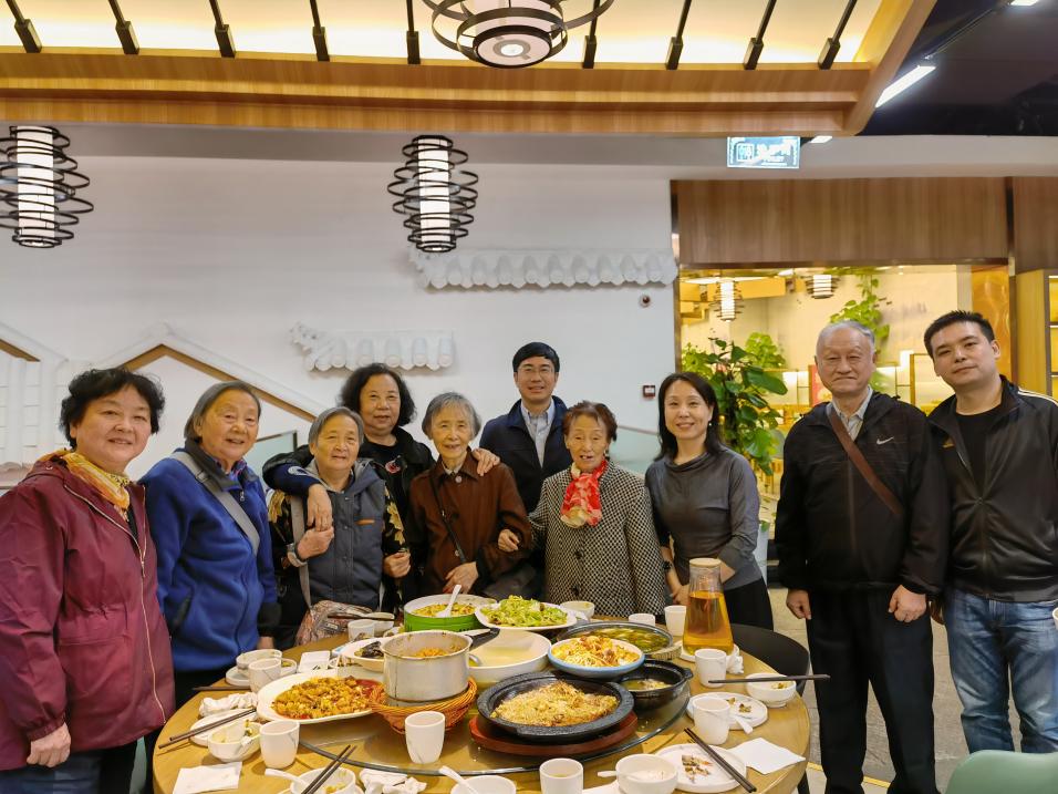 7f1eb8a44cb34f6fe61a976980619a4